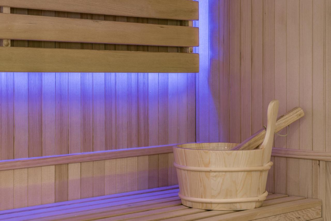 L'Evasion - Sauna Jacuzzi Cinema Tours Kültér fotó